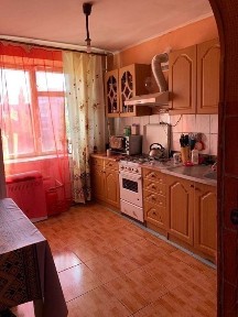 Продаю трикімнатну квартиру з автономним опаленням