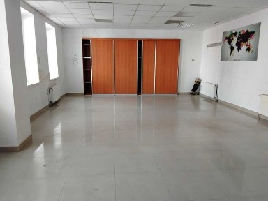 Здам 62м2 (р-н Ц. Ринка, вул. В. Чорновола, 18)