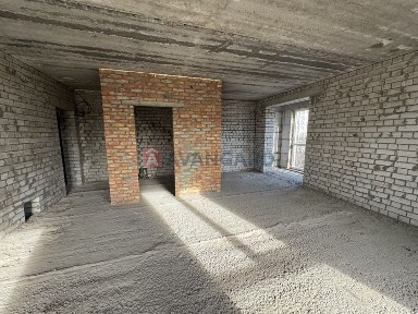 Продаж новобудови з паркомісцем