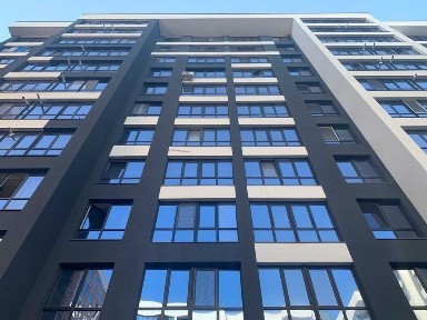 Продаю квартиру готову до ремонту