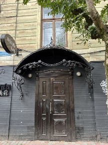 Продаж приміщення, комерція в центрі