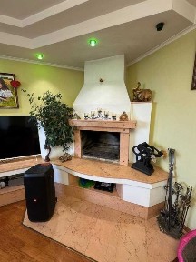 Продаж просторої дворівневої квартири в м. Черкаси