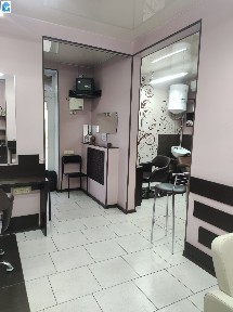 Пропоную купити салон краси в м. Тернівка, цент міста.