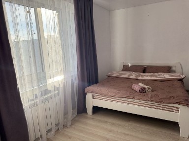 Центр / 2 - кімнати / вул Руська / до 4х осіб /Звітні документи