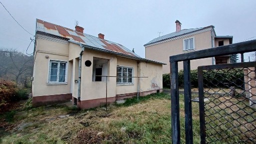 Продаж будинку і землі вул. Букова м. Львів