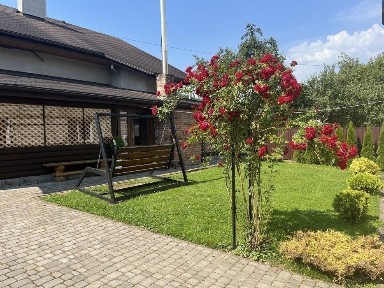 Відпочинок в Славську. Оренда будинку в Карпатах. Котедж на 7 гостей.