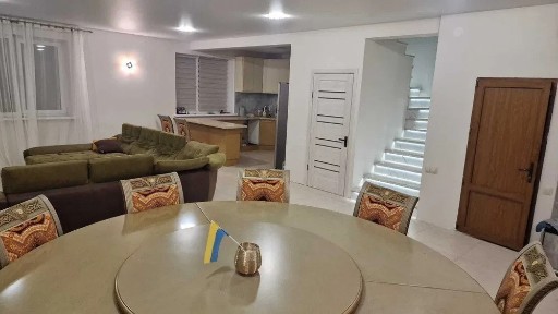 2-х поверховий будинок біля Osocor Residense. Без посередників