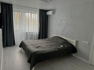 Квартира подобово, Умань, однокімнатна по вул. Європейська