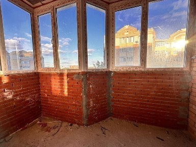 2 кімнатна квартира без ремонта. Центральний парк.