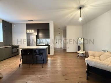 Продаж 2к квартири 62 кв. м / вул. Возз'єднання, Боздош