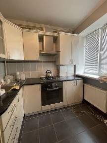 Продаю 2 квартиру с автоном. отоплением пр. Центральный!