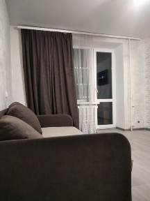 Квартира в центрі міста (вул. Богунська) добово/погодинно.