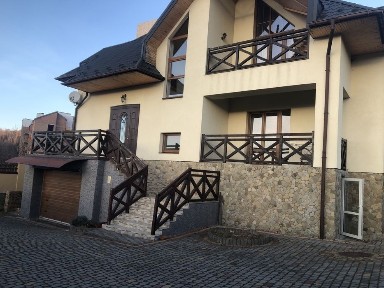 Будинок у Східниці (Орендна Східниця)