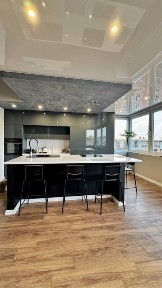 Квартира з терасою, вул. Скоропадського (Суворова)