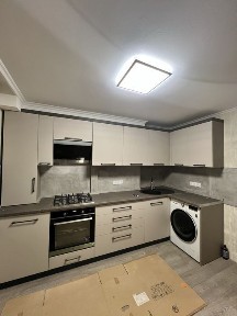 В Продажу 3 к к в р-ні Пл. Перемоги з євроремотом