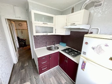 Продаж квартири на Кропивницького