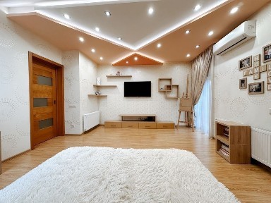 Продам Двухуровневую квартиру Калиновая, пр. Слобожанский