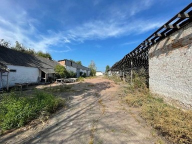 нежитл. приміщ. в Житомирська обл., с. Іванівка, пров. Шкільний, 5