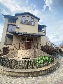 Киев, Утренняя ул.