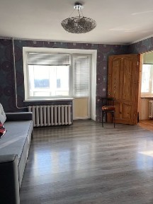 Продам 4 кімнатну квартиру з ремонтом і меблями