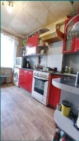 Продажа 3-комнатной квартиры 70 м², Героев просп., 12