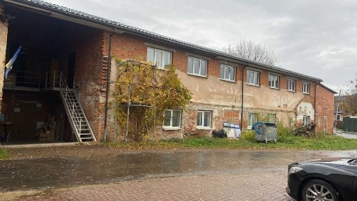 Продаж виробничо - складських приміщень