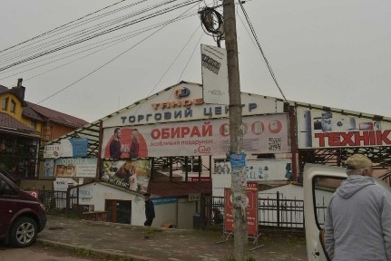 Продаж комерційних приміщення від 20 до 120 м. кв.