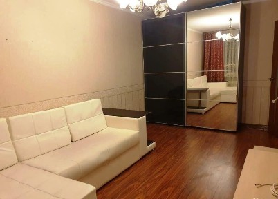 Днепр, Рабочий пер., Макарова ул., 1Б