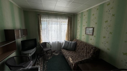 Однокімнатна квартира, другий поверх