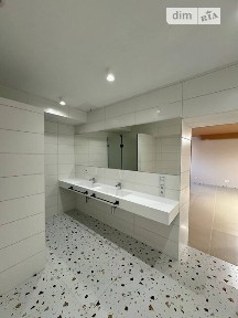 Продаж комерційного приміщення на вул. Тисменецька 1, площа 164 кв. м