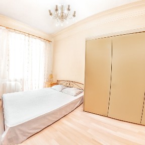 2-комнатная квартира посуточно 50 м², Европейская ул., 17