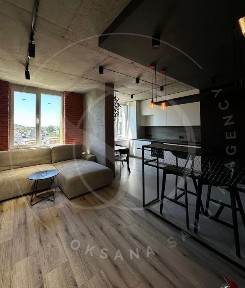 Продам 2км. квартиру у Львові 68м2