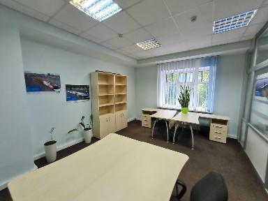 Киев, Игоревская ул., 12Б