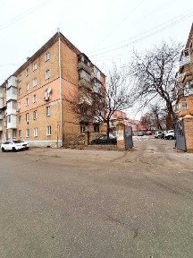 Продам 1-о к/к в центрі міста по вул. Чміленка (театр).