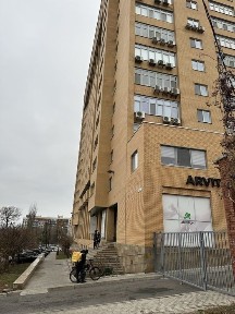 Дніпро, Центральний, Вул Гусенко 17