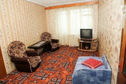 2-х кімнатна квартира подобово посуточно центр