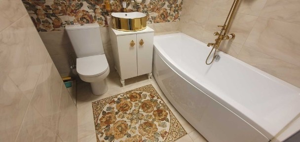 Центр Продам новую квартиру с экслюзивным ремонтом Екатериниская ЛД