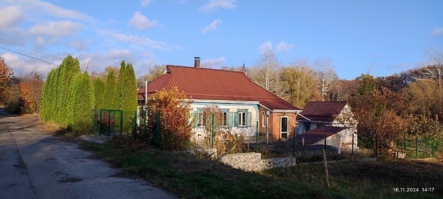 Дом в Ламане. Будете дихати спокійно і повними легенями !