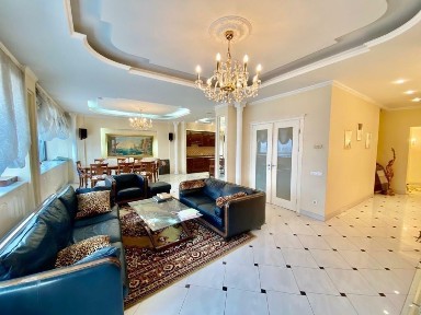 Продажа 5-комнатной квартиры 192 м², Дзерджинского ул., 35