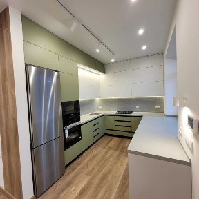 3х 95 кв, в центрі, вул. Патріотична.