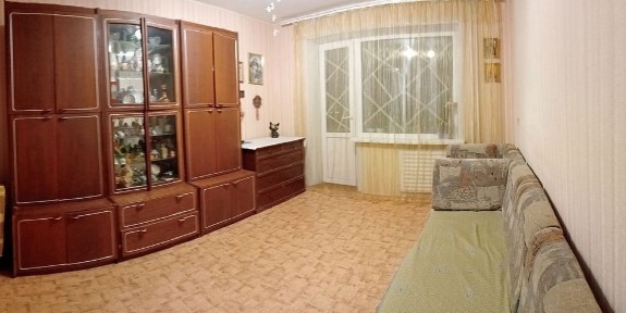 Продаж 2 кімнатної квартири вул. Петропавлівська