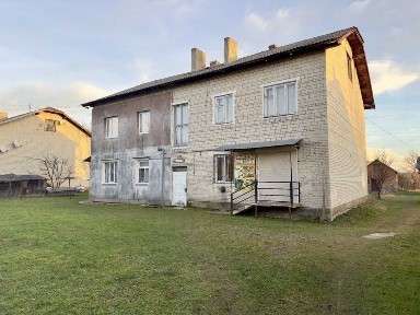 Пропозиція 2 км. квартири у центральній частині с. Дережичі