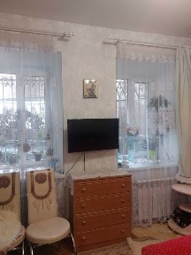 Квартира со своим двориком, в центре города, 182040