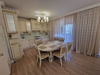 Продажа 2ой квартиры в новострое <a href='/newbuilding/899/view/zk-aleksandrovskii-posad'>Александровский посад</a>