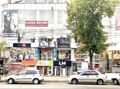 Продаж цокольного приміщення, 310 м. кв, фасад, центр, поряд Ева, АТБ