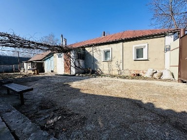 Дом в центре Засумская