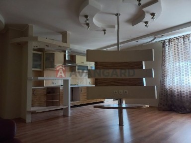 Без комісії, центр, Хрещатик, продаж 3 кімн квартири