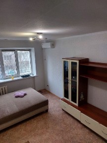 Продаж 2 кімнатної квартири в центрі, на 3 Слобідській.