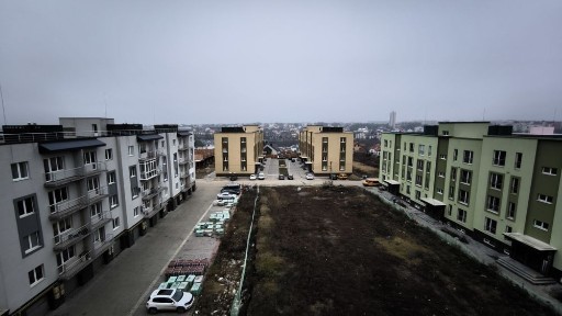 новобудова по вул Спортивна. Без комісії для покупця.