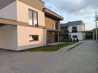 Продаж будинку в передмісті Львова. с.Зимна Вода.